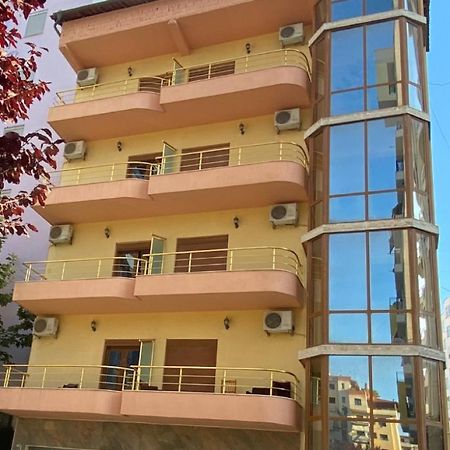 Vlorë Hotel Edland מראה חיצוני תמונה