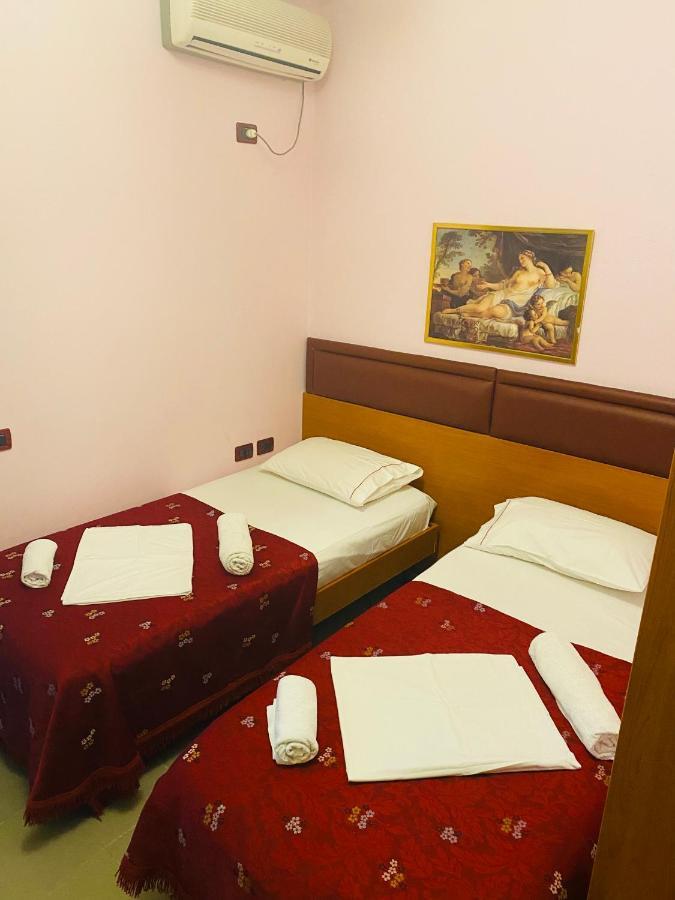 Vlorë Hotel Edland מראה חיצוני תמונה