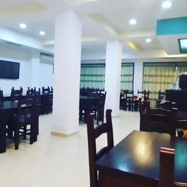 Vlorë Hotel Edland מראה חיצוני תמונה