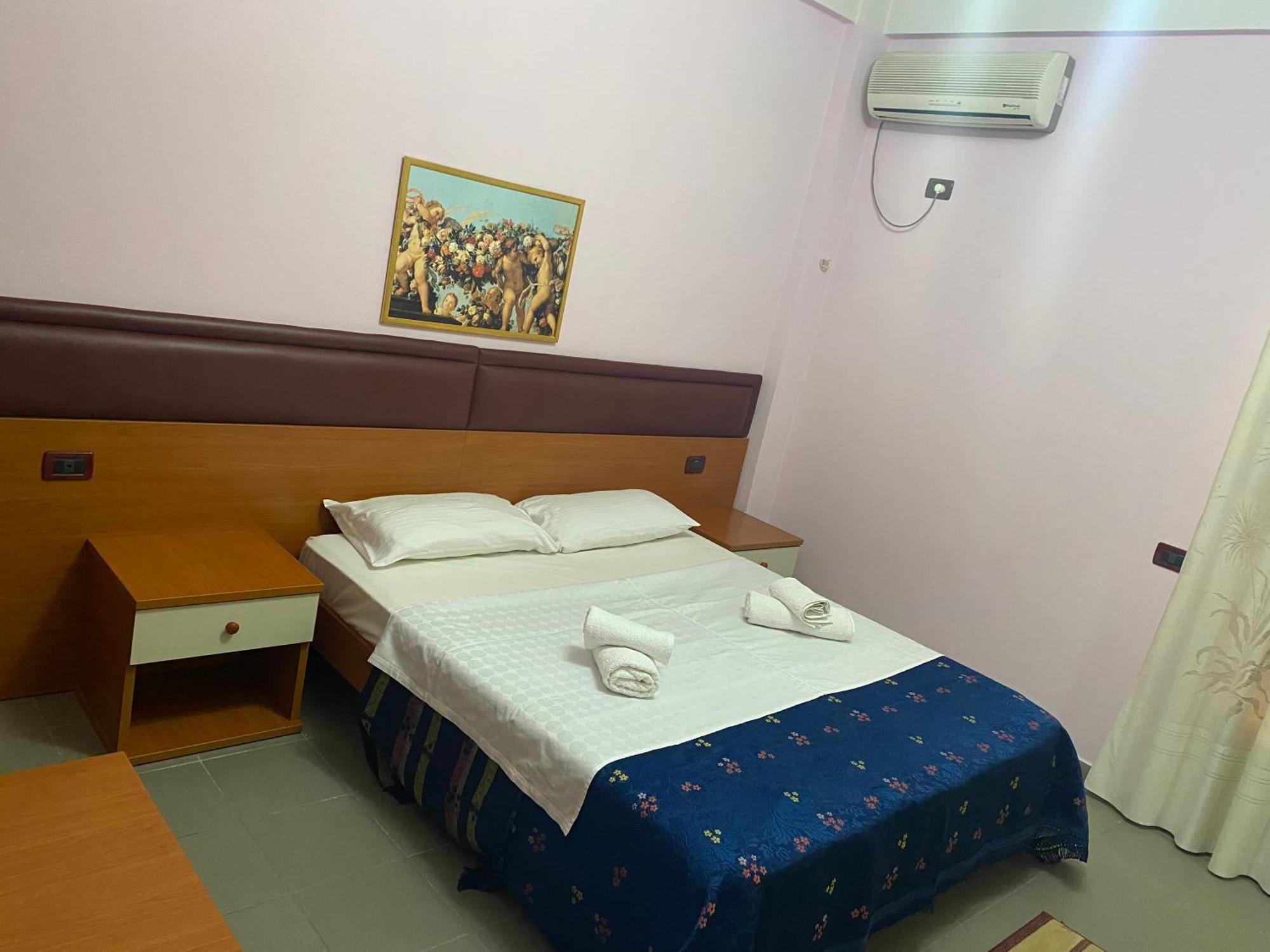 Vlorë Hotel Edland מראה חיצוני תמונה