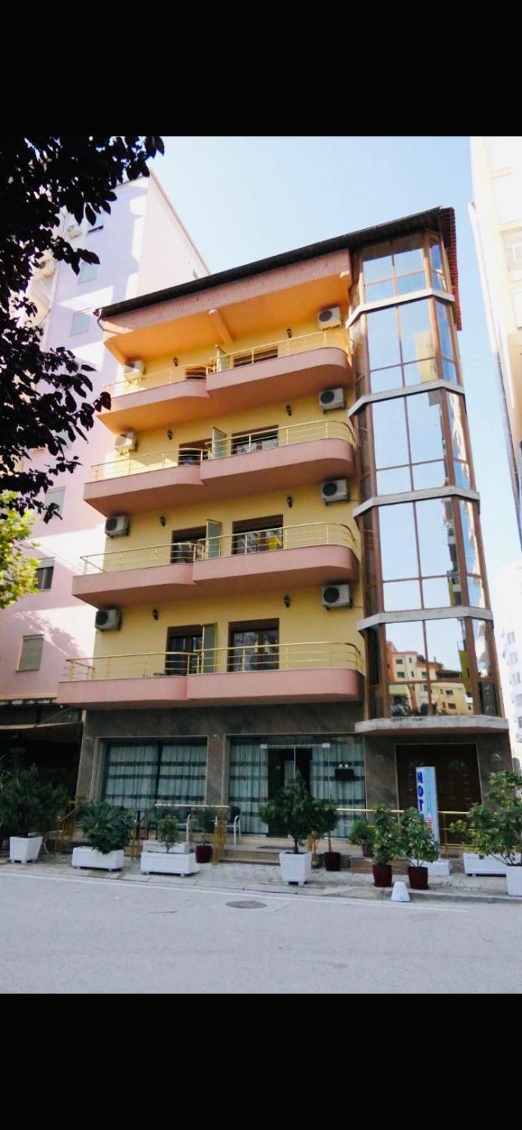 Vlorë Hotel Edland מראה חיצוני תמונה