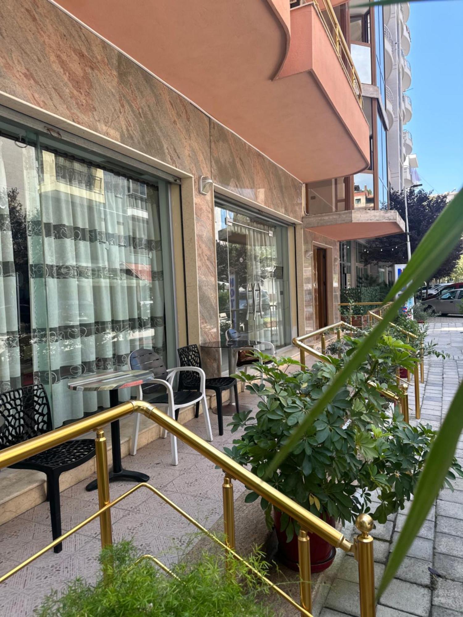 Vlorë Hotel Edland מראה חיצוני תמונה