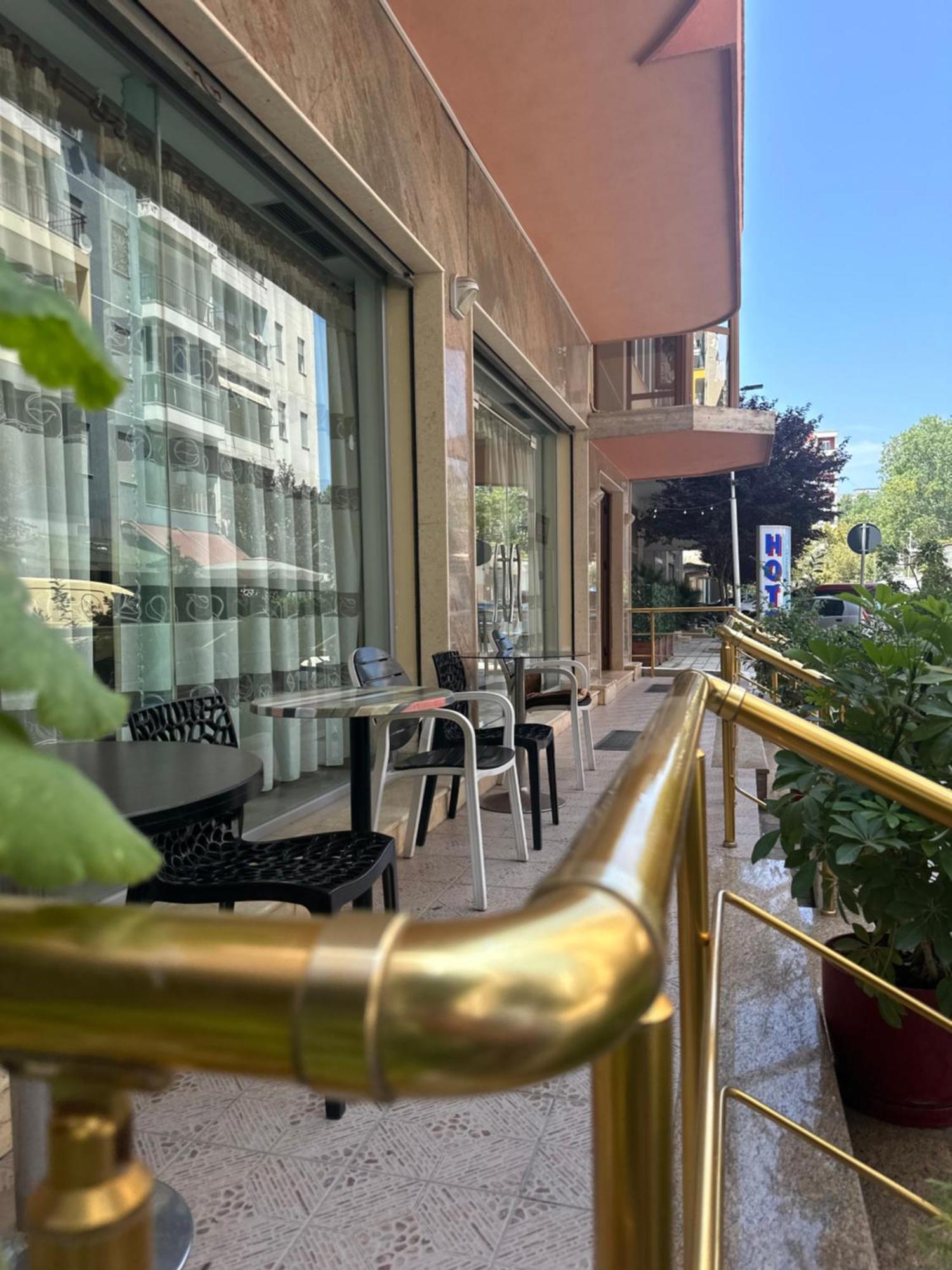 Vlorë Hotel Edland מראה חיצוני תמונה